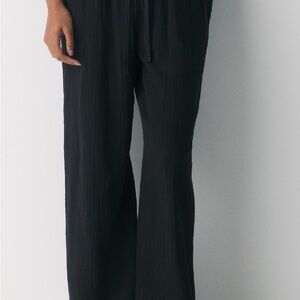Aritzia Women's Black Beach Cotton Pants